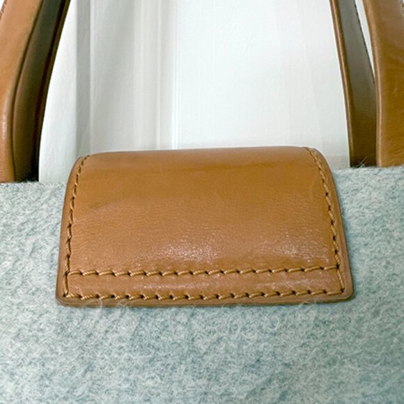 Authentic Bvlgari Grey Wool Shoulder Satchel Handbag - Picture 5 of 15